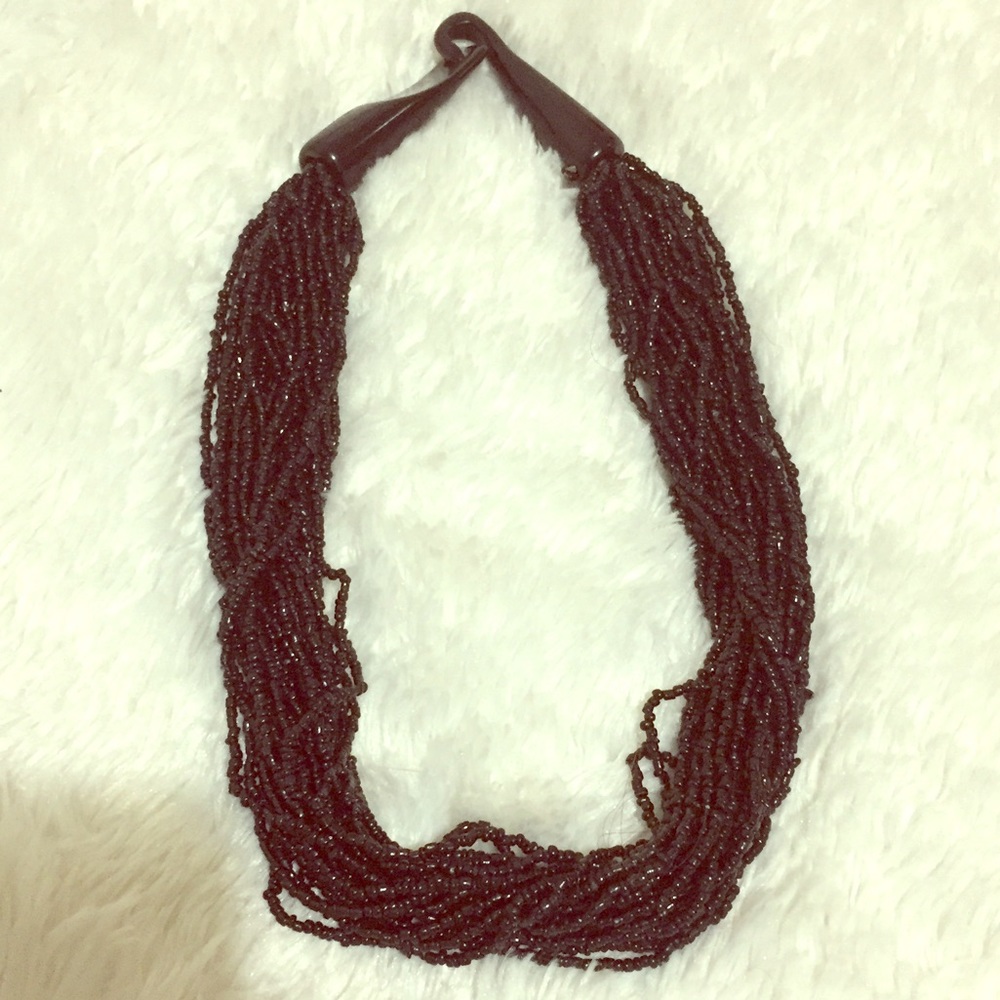 Chunky clasp necklace